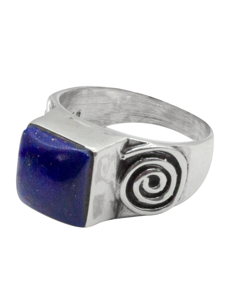 Lapis Labyrinth Ring