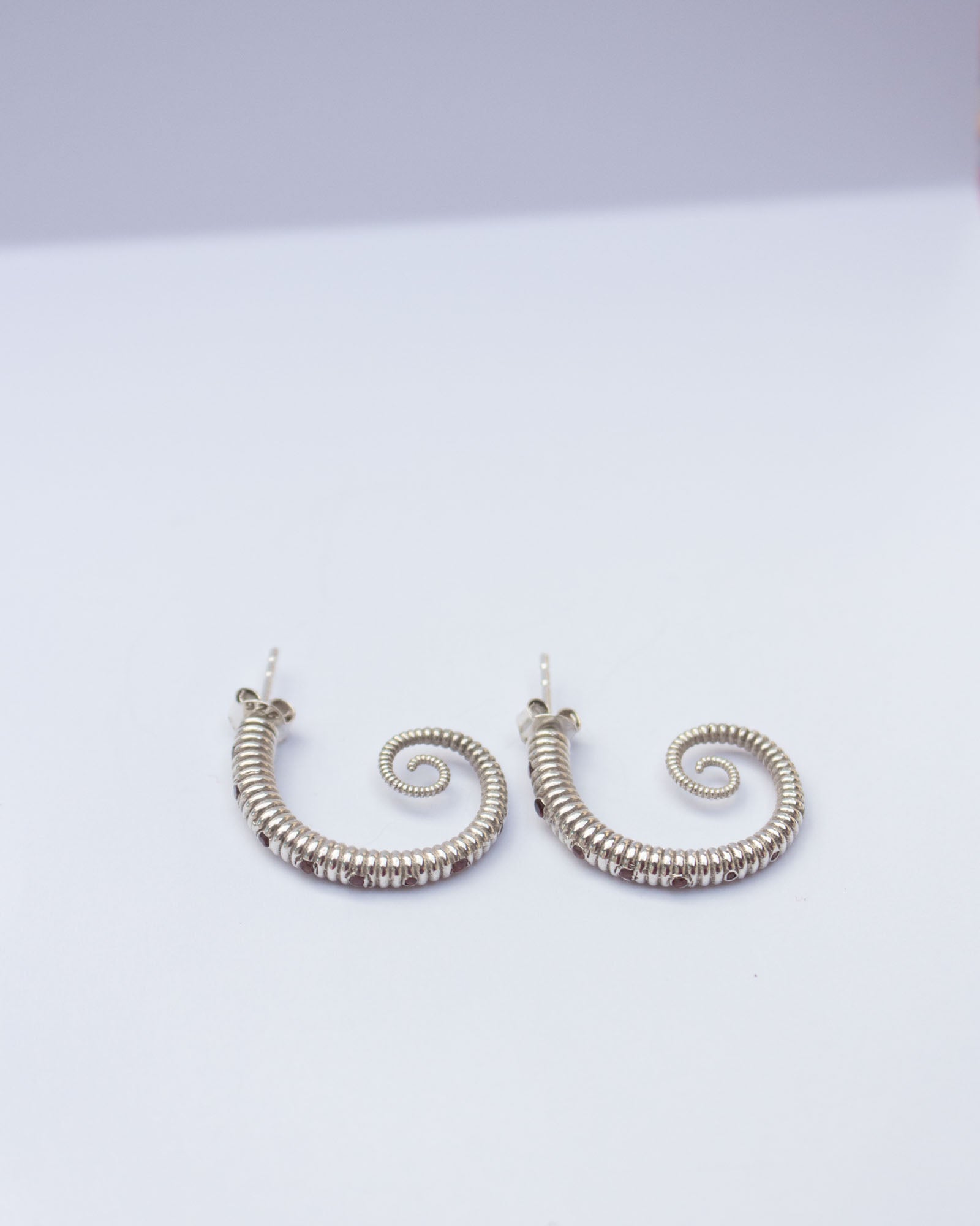 Elf Studs